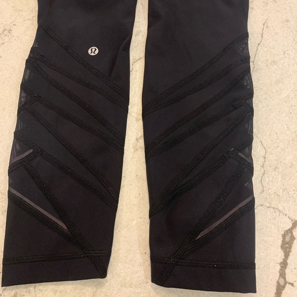 Lululemon Luxtreme Motionful 25” Hi Rise Leggings - Picture 11 of 12